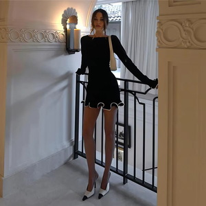 Abito <span class=keywords><strong>Corto</strong></span> Sexy Aderente da <span class=keywords><strong>Donna</strong></span> con <span class=keywords><strong>Maniche</strong></span> <span class=keywords><strong>Lunghe</strong></span>, Tinta Unita, Lavorazione a Maglia Arricciata, Mini Abito Primavera Estate - Product Image 1