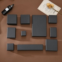 Boîte à bijoux rigide personnalisée de luxe moderne et écologique pour la Saint-Valentin, avec logo personnalisé et pelliculage mat en papier recyclable