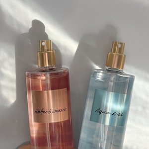 Brume pour le corps <span class=keywords><strong>Amber</strong></span> <span class=keywords><strong>Romance</strong></span>, coffret de parfum <span class=keywords><strong>Victoria</strong></span>, parfum Secert, spray pour le corps, déodorants, vente en gros, parfum à la vanille pour femmes - Product Image 1