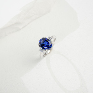 <b>925</b> <b>silver</b> sapphire oval claw set women's classic style <b>ring</b> - Product Image 3