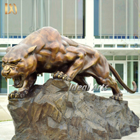 Statue de panthère en bronze grandeur nature, sculpture de faune pour la décoration de villas de luxe et de jardins