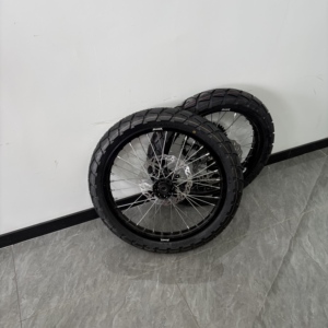 Juego de Ruedas Completo ShieldX Supermoto de Aleación de Aluminio Anodizado con <span class=keywords><strong>Llantas</strong></span> Todoterreno para Ultra Bee, Disco de Freno Trasero - Product Image 4