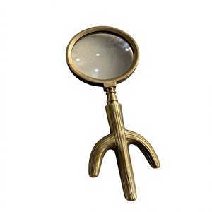 Loupe en laiton antique de fabrication artisanale avec poignée à motif cactus, cadre rond en laiton, loupe robuste pour cadeau - Product Image 1