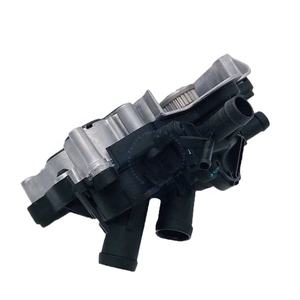 04C121600K 04E121600AD 04E121600AL 04E121600D 04E121600H Pièces de moteur automobile Pompe à eau de refroidissement pour EA211 1.4T VW Golf 7 gti - Product Image 1