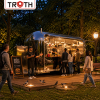 Camion de restauration mobile Truth en acier inoxydable avec équipement de cuisine complet pour hamburgers, tacos, pizzas et services de restauration de café