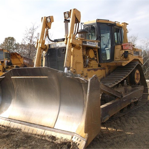 Bulldozer D5K Usado de Alta Calidad, Fabricado en Japón, Alto Momento de Carga 5000KG, ¡OFERTA! - Product Image 1