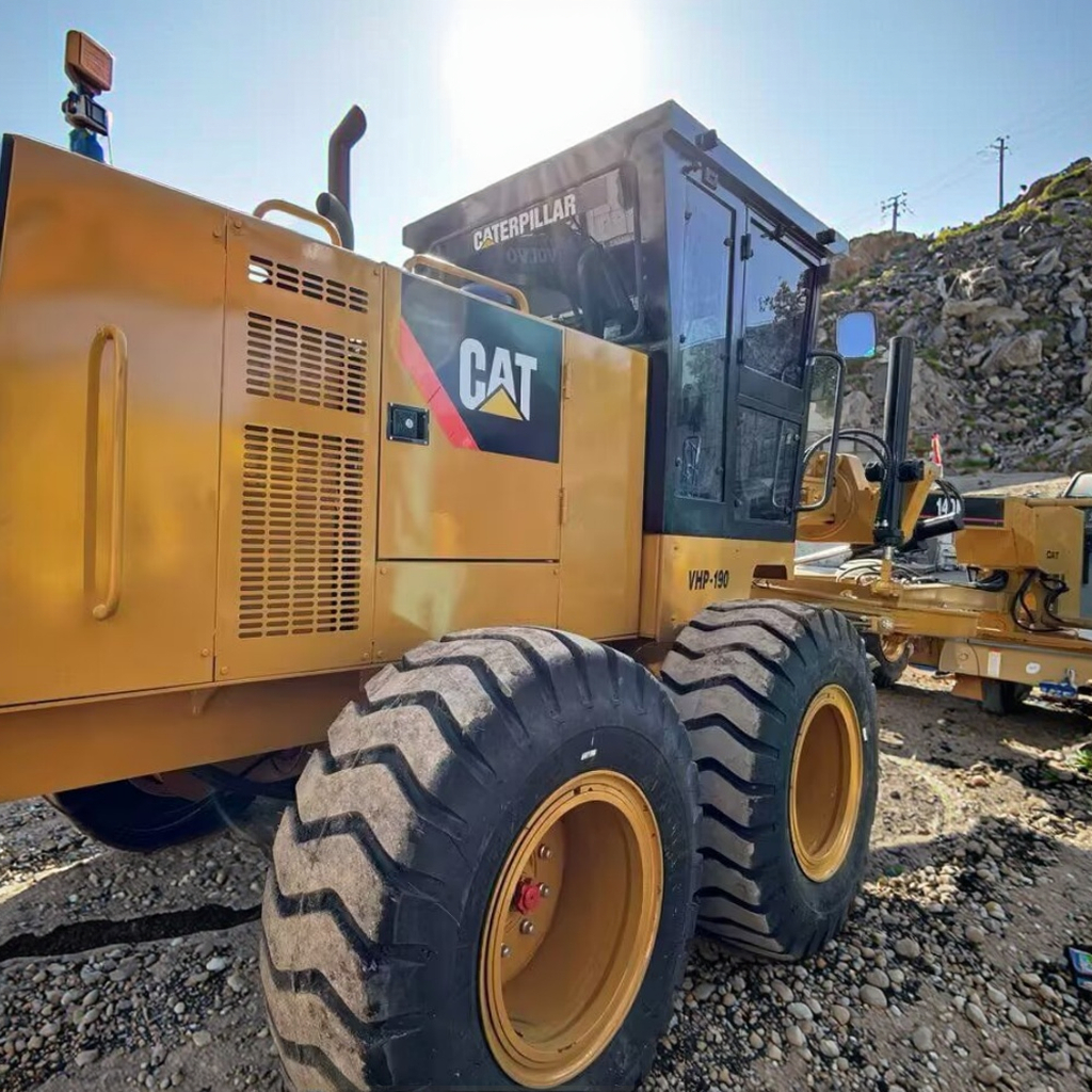 Горячая распродажа, грейдер CAT 140k в хорошем рабочем состоянии для строительства дорог и выравнивания земель