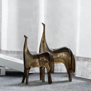 ديكورات بيت مع حُلى حيوانات تجريدية بسيطة إيطالية مصنوعة من الراتنج على الطراز الاسكندنافي لعام 2024