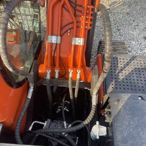 Excavadora de Orugas Doosan DX225 157kw 22.5t - Alta Eficiencia de Combustible y Durabilidad - Product Image 2