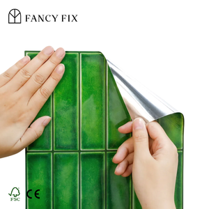 แผ่น3D กันน้ำมันกระเด็นสำหรับห้องครัวและห้องน้ำ - Product Image 1