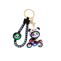 Llavero de muñeco de panda con diseño de locomotora de dibujos animados creativo, colgante lindo para pareja, para bolso y llaves de coche, regalo al por mayor