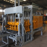 Machine à blocs de béton entièrement automatique QT8-15 pour la fabrication de bordures et de pavés