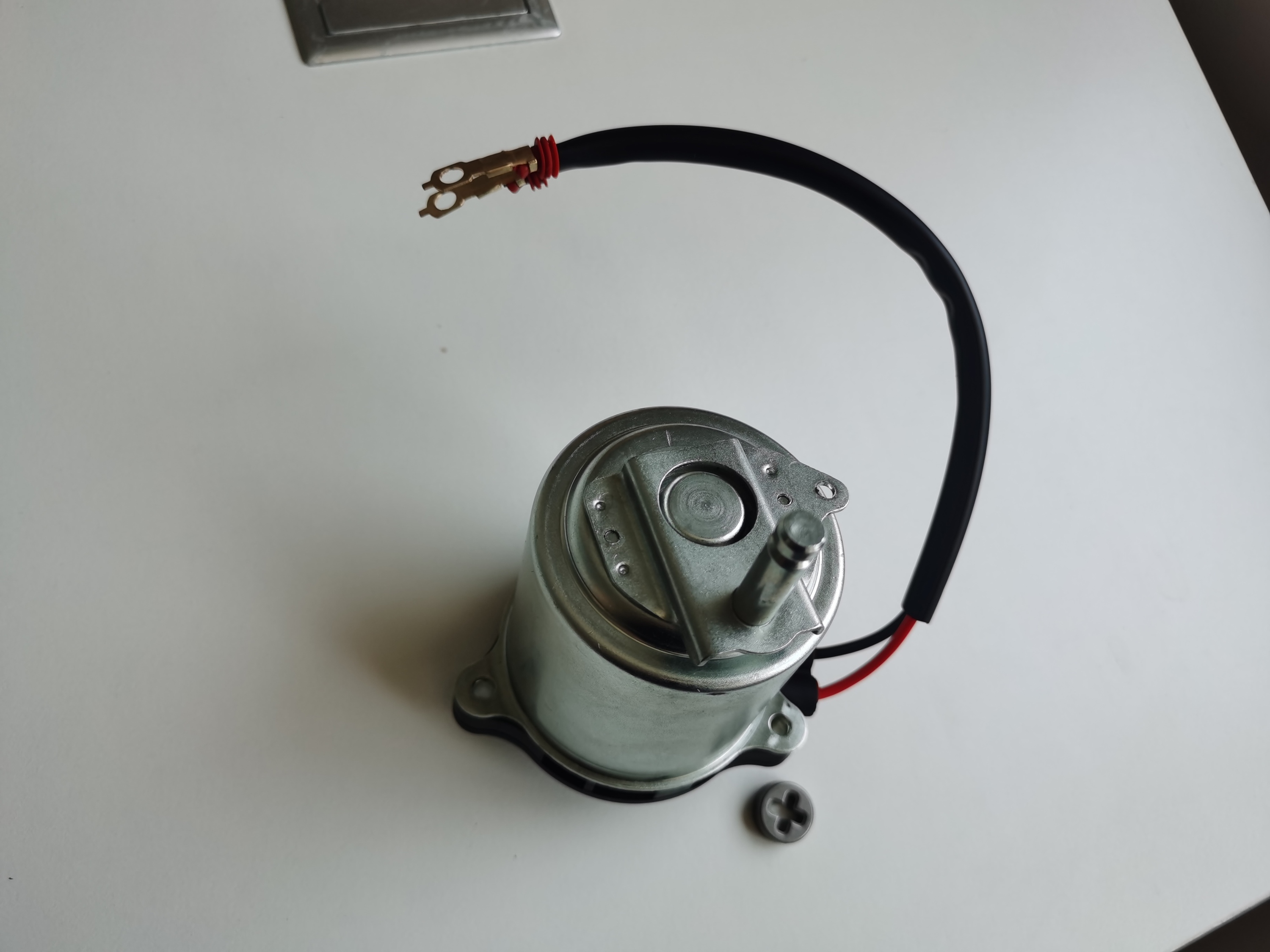 レクサス LS460用 新型 47960-60050 ABSブレーキブースターポンプモーター