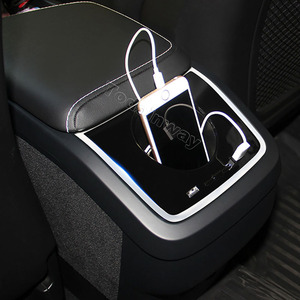 Reposabrazos trasero brillante para coche, caja de almacenamiento, puerto de carga Usb para <span class=keywords><strong>VOLVO</strong></span> Xc60 <span class=keywords><strong>Xc90</strong></span> S60 V60 2021-2024 Modify - Product Image 1
