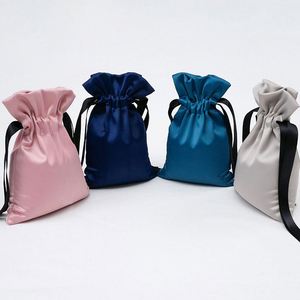 Sac à bijoux en satin personnalisé, petit format, pochette d'emballage non tissée, sac à cordon pour cosmétiques, sac d'emballage en velours avec cordon - Product Image 1