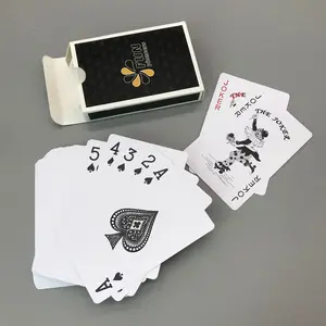 Cartas de póker con logotipo de plástico impreso personalizado, fabricación de entretenimiento de ocio, juego de naipes impermeable de PVC 100% para adultos