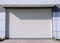 Portes à enroulement en acier galvanisé de style industriel, robustes et résistantes aux ouragans, pour la sécurité avant des bâtiments (vente en gros)