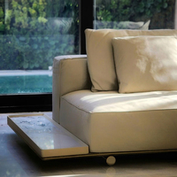 Canapé d'angle modulaire haut de gamme, luxueux et moderne, rembourré, en forme de L, avec table d'appoint en marbre