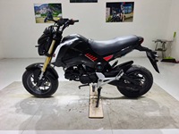Petite moto à essence d'occasion avec moteur de 125 cm3, moto de rue