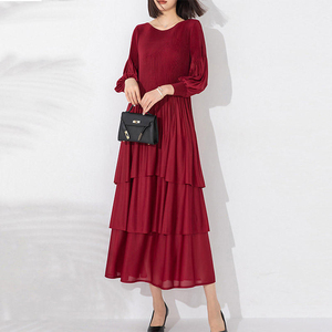 Vestido Maxi Casual de Lujo para Mujer, Estilo Boutique, con Falda Escalonada y Mangas Farol, Plisado Miyake, para Otoño - Product Image 2