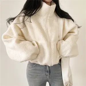 Donne all'ingrosso moda invernale migliore dolce nuovo pile peluche Cardigan cappotto stile corto lana d'agnello giacca con cerniera in pelliccia sintetica cappotto