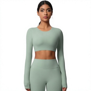 Conjunto de Yoga Verde Salvia de 2 Piezas, Top Corto de Manga Larga y Leggings de Cintura Alta, Ropa de Gimnasio, Venta al Por Mayor, Diseño de Logotipo Personalizado, Impresión 2026 - Product Image 1