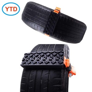 Neumáticos antideslizantes <span class=keywords><strong>de</strong></span> invierno Ruedas Cadenas <span class=keywords><strong>de</strong></span> nieve Universal Coche Goma Uso repetido <span class=keywords><strong>Kits</strong></span> <span class=keywords><strong>de</strong></span> <span class=keywords><strong>viaje</strong></span> - Product Image 1