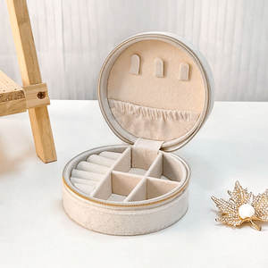 Estuche de Lujo para Joyería al por Mayor, Caja de Joyería de Terciopelo de Alta Calidad, Caja de Joyería de Viaje con Logotipo Personalizado - Product Image 5