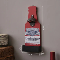 Ouvre-bouteille de bière en bois mural en métal en acier inoxydable à motif classique personnalisé d'usine pour club et bar