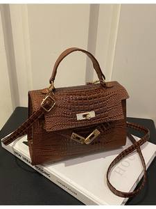 Bolso de mano para mujer de inspiración francesa al por mayor, nuevo bolso de hombro bohemio personalizado, bolso cruzado minimalista, bolso tote de moda - Product Image 6