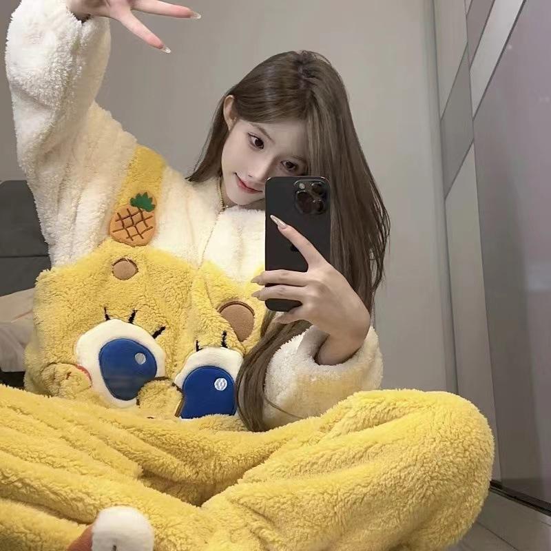 สีเหลือง