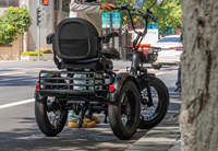 Tricycle électrique motorisé Tiniover Creek Pro 48V, carrosserie ouverte, 2 adultes/sénior, autonomie 50-70 km, capacité de charge élevée