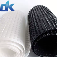 Feuille de fossette de panneau de Drainage de HDPE de géocomposite personnalisé par usine pour l'imperméabilisation utilisée dans l'eau d'enfouissement de pelouse de jardin de toit