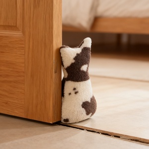 ที่กั้นประตูรูปแมวลายวัว บรรจุทราย นุ่มฟู ลายจุด สำหรับตกแต่งบ้าน - Product Image 4