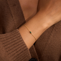 Bracelet personnalisé minimaliste fait main avec pierre de naissance unique, breloque initiale personnalisée, réglable, bijou délicat, cadeau pour elle
