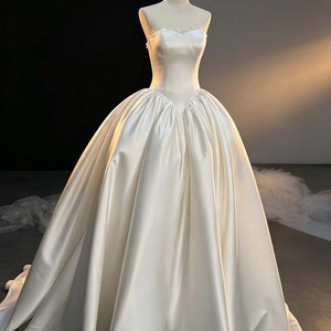 Hz032 Impresionante Vestido de Novia de Satén Duquesa Estilo Basque Minimalista, Color Marfil, Sin Tirantes, Escote Corazón, con Copas y Corsé, Jancember - Product Image 1