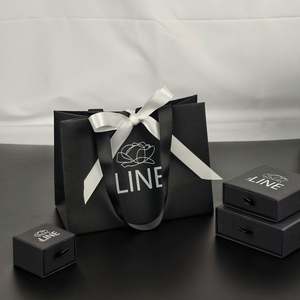 Bolsa de Papel Kraft Personalizada para Compras, Ropa, Regalos, con Asa de Lujo, Mini Bolsa de Papel Impresa con Logotipos - Product Image 5