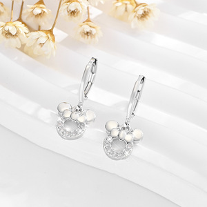 Sélection transfrontalière à la mode dessin animé Mickey <span class=keywords><strong>Minnie</strong></span> nœud papillon Zircon boucles <span class=keywords><strong>d</strong></span>'oreilles en laiton polyvalent haut de gamme sensation plaqué or 14 carats - Product Image 3