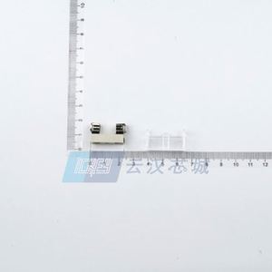 PTF-15 Fuse Holder & Fuse Clip Electronic Component - Product Image 1