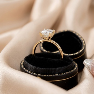 Bague Xinfly en or massif 18 carats avec diamant de laboratoire 1 carat taille princesse, certifiée IGI, double certification, or lourd, pour mariage et fiançailles - Product Image 1