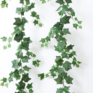 Guirlande de lierre artificiel Miaomiao, 1,8 mètre, feuilles vertes, pour décoration de maison et de mariage - Product Image 1