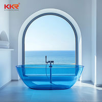 Baignoire autoportante en résine transparente au design moderne