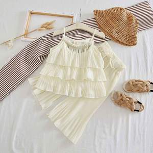 Vêtements pour filles version coréenne mode été deux pièces en mousseline de soie style étranger laminé bois oreille jarretelle haut + pantalon à jambes larges - Product Image 1