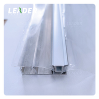 Agriculture Serre Système de fixation pour film et tissu Profil de verrouillage en aluminium et clip Richel/Conception autobloquante Casier en PVC
