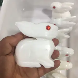 Natürlicher weißer Marmor hand geschnitzter Kaninchen tier natürlicher Quarz dekorativer Kristall