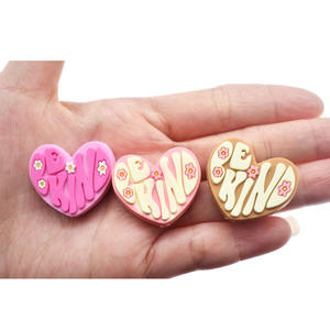 ใหม่Pvc CharmsลูกปัดโฟกัสสําหรับปากกาDiy<span class=keywords><strong>วลี</strong></span>ลูกปัดโฟกัสขายส่งยางPvcนุ่มลูกปัดโฟกัสสําหรับปากกา - Product Image 3