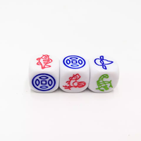 Dés de jeu en acrylique arrondis blancs personnalisés avec logo gravé pour poisson crevette crabe