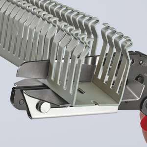 KNIPEX 95 02 21 Cizallas de vinilo también para conductos de cables con empuñaduras multicomponentes bruñidas 275 mm - Product Image 4