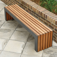 Muebles de exterior Mesa de café Base de metal y asiento de madera maciza Banco Mesa de picnic Banco de mesa para área abierta comercial
