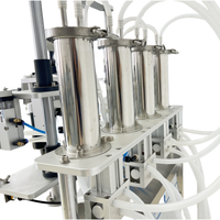 Machine de remplissage automatique d'aérosols parfumés, petite machine verticale automatique de remplissage de liquides à 4 têtes sous vide pour parfums et fragrances